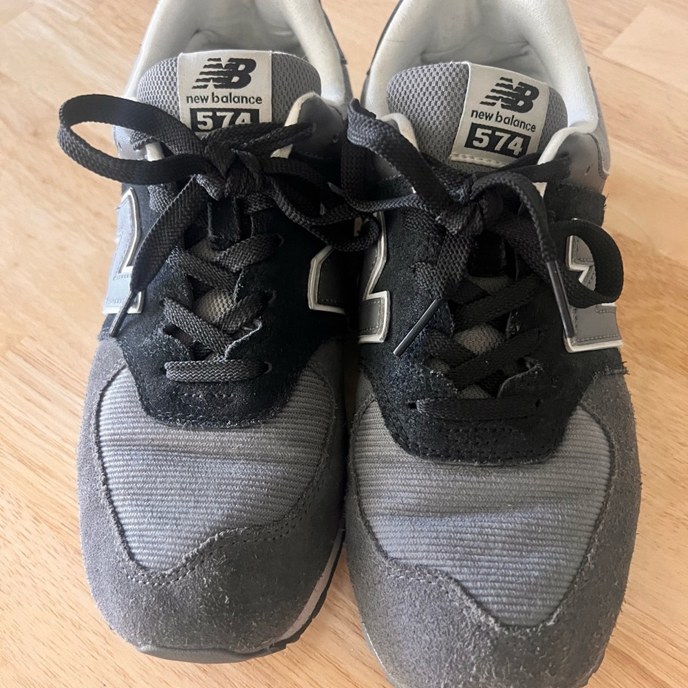 New Balance 574 Black and Gray Sneakers